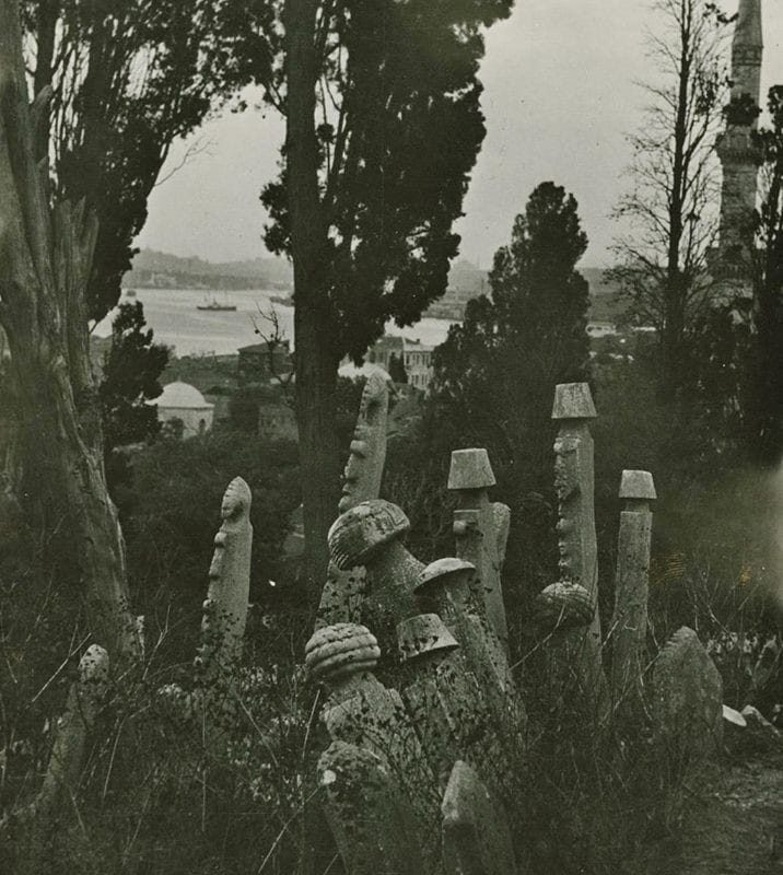 GÖNLÜNÜ TOPRAKTAN SIYIRAN MUHAFIZ
